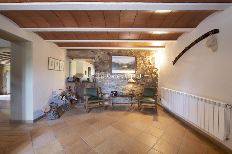 Foto cf32bf7d-96cb-4c14-ad95-bfc5d0a806c8. Bauernhof mit parking pool in Cassà de la Selva