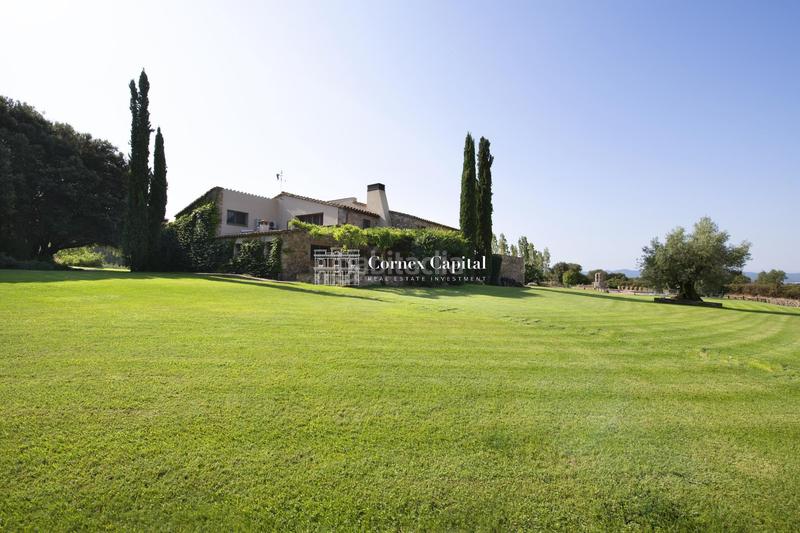 Foto d5f98eca-c61c-47c6-88bb-4031a61e417c. Bauernhof mit parking pool in Cassà de la Selva