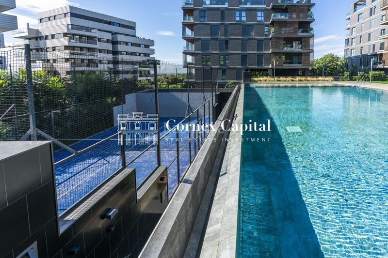 Foto 77572da5-5278-420e-887f-b2a2a8fa5749. Àtic 162m<sup>2</sup> amb calefacció aparcament piscina a Finestrelles Esplugues de Llobregat
