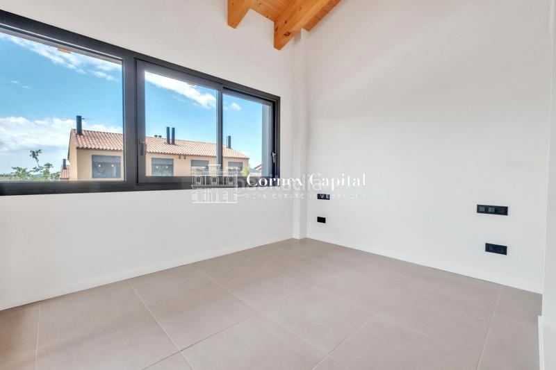 Foto a74aed28-2957-4333-a564-59559943a486. Casa adossada 170m<sup>2</sup> amb aparcament piscina a Regencós