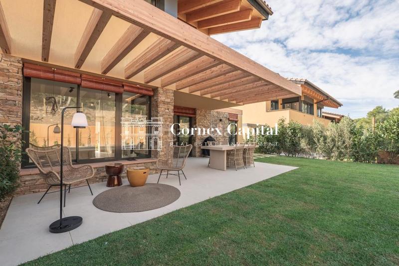 Foto d9b86c93-19ea-44a6-acc9-ef850805eca2. Casa adossada 170m<sup>2</sup> amb aparcament piscina a Regencós