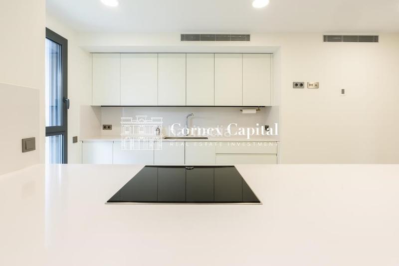 Foto 86c0a4a9-f129-479f-b667-b4f3017428f7. Appartamento con riscaldamento parcheggio piscina in Esplugues de Llobregat