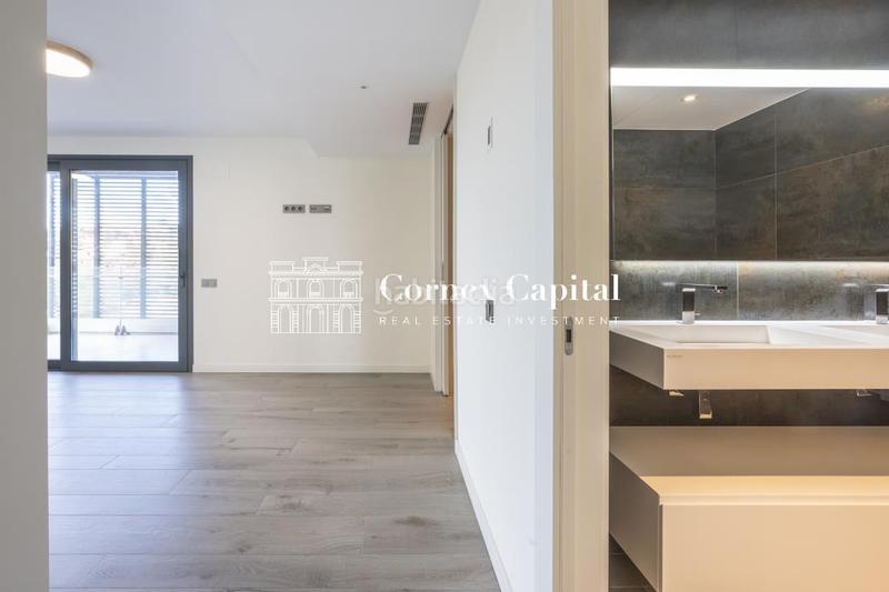 Foto 9ceb7ec2-9690-4034-8e5f-14451240aa4e. Appartamento con riscaldamento parcheggio piscina in Esplugues de Llobregat