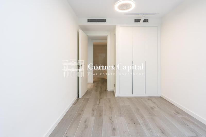 Foto bbd48d36-b6d6-49cd-aa03-bdde621507d4. Etagenwohnung mit heizung parking pool in Finestrelles Esplugues de Llobregat