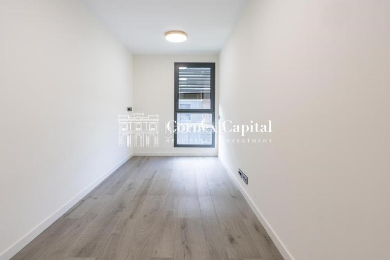 Foto bd0bc035-6d9f-479d-a41a-114d0060a6e2. Etagenwohnung mit heizung parking pool in Finestrelles Esplugues de Llobregat