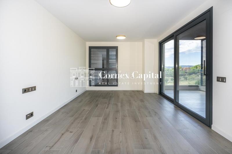 Foto f9dca7c6-0944-4349-84b0-d81b5a11d4be. Etagenwohnung mit heizung parking pool in Finestrelles Esplugues de Llobregat