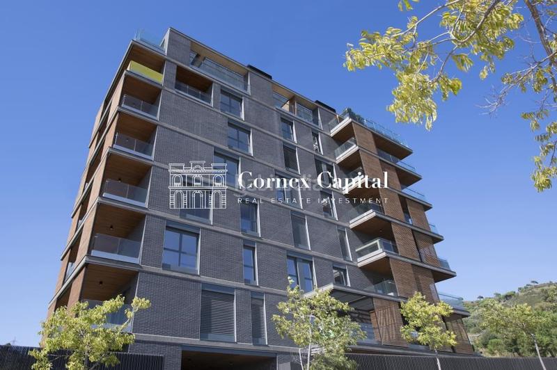 Foto 10385984-7430-4ff1-969c-b80d936f24df. Piso en Finestrelles Esplugues de Llobregat