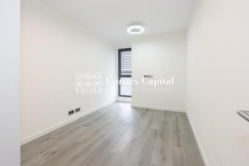 Foto 39002ea6-96a2-4c40-b6af-4096383699bd. Piso en Finestrelles Esplugues de Llobregat