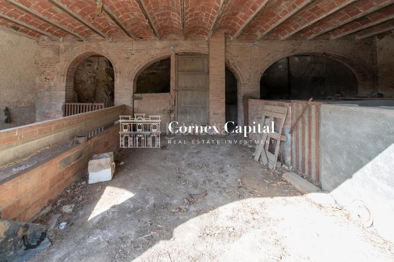 Foto 116daef4-505c-4d4c-b55b-87ae7cd63e78. Masía en Ullastret