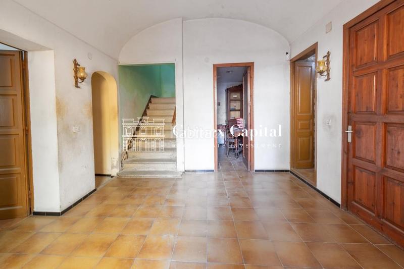 Foto 4f5bfc04-5163-4b84-9783-ad547b4aeefd. Masía en Ullastret