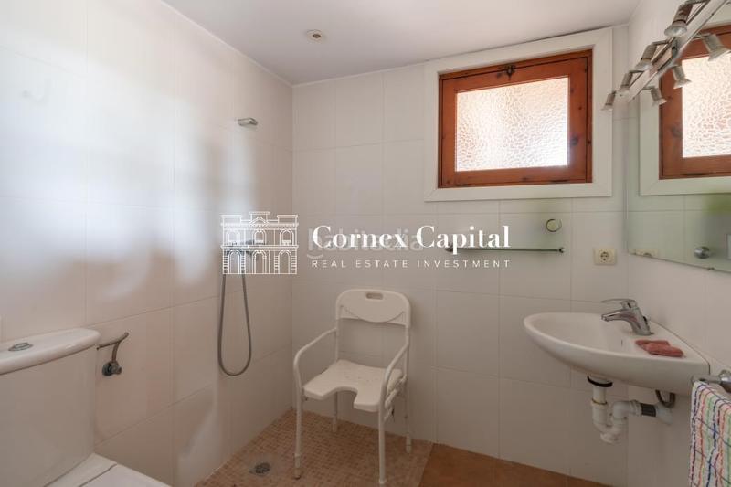 Foto 7812823b-e6db-456b-8d2b-f533551e75f6. Masía en Ullastret