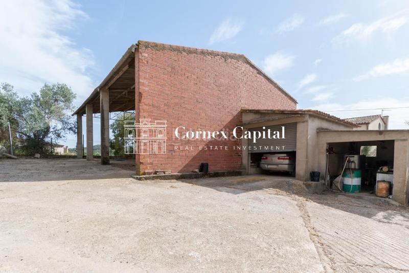 Foto a7509034-b844-481c-810e-ca2fe5441600. Masía en Ullastret