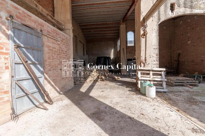 Foto a836e5fe-b6fd-49ba-baf3-2d766cf0e401. Masía en Ullastret