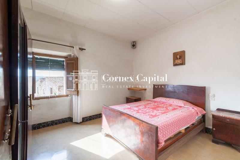 Foto f9ba02f6-93b0-4a8f-9cb9-dcabcff39b44. Masía en Ullastret