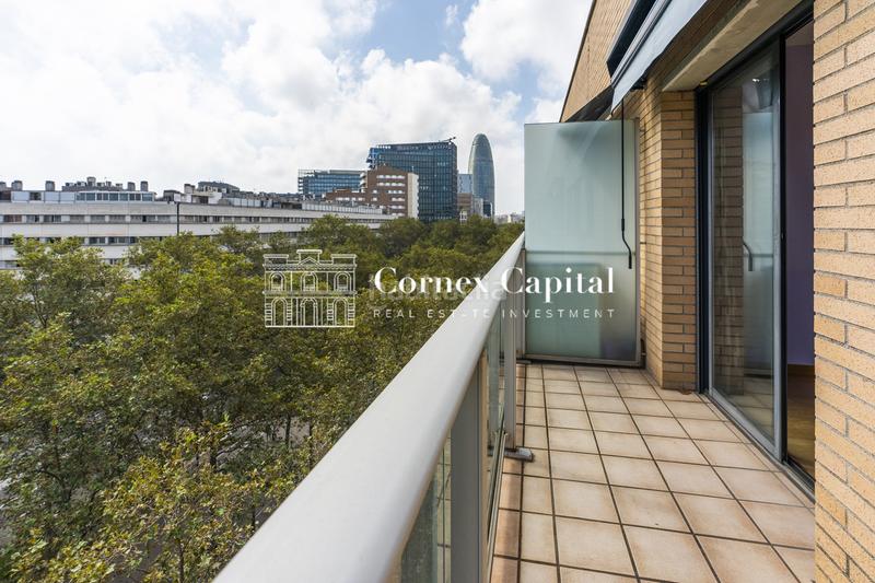 Foto 60378967-778a-443e-b0de-3b2cccaed814. Attique avec chauffage parking dans Poblenou Barcelona