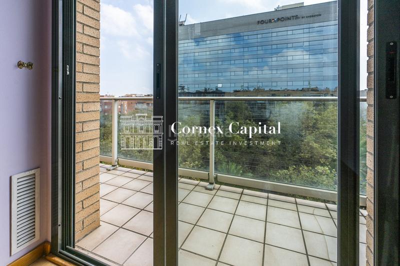 Foto 79dcd51f-e30b-4de5-8b6f-e876bd22cdb4. Penthouse with heating parking in Poblenou Barcelona