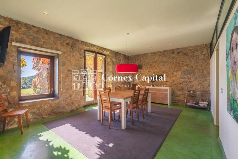 Foto 41040357-b00b-4c74-9980-5c19dcd9c9b1. Masia amb calefacció aparcament a Maçanet de Cabrenys