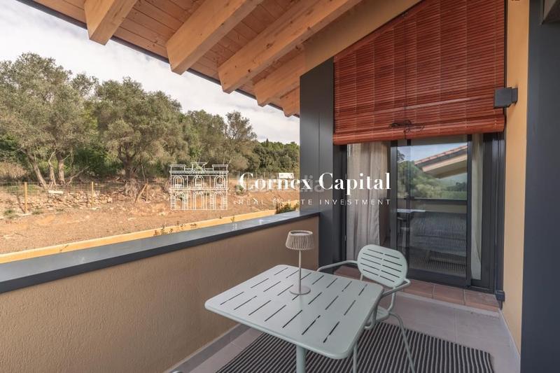 Foto f2375b38-d953-47e4-b0e5-1c860b28ae41. Casa adossada amb calefacció aparcament piscina a Regencós