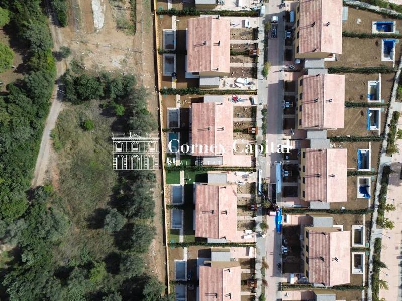 Foto 1e888270-f5dc-4f0a-84c5-eaa4d9cee55c. Casa adossada 170m<sup>2</sup> amb aparcament piscina a Regencós