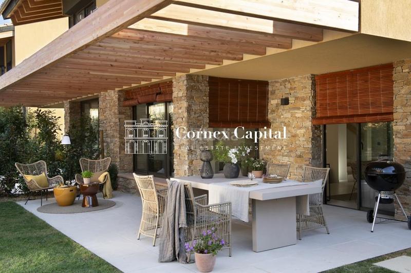 Foto d923d67d-d1c2-4a32-89fd-b919dee6f7ed. Casa adossada amb calefacció aparcament piscina a Regencós