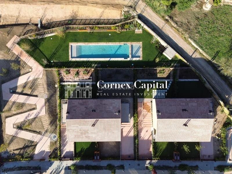 Foto f126feaa-db38-47ec-85f6-eed05a2b27f3. Casa adossada amb calefacció aparcament piscina a Regencós