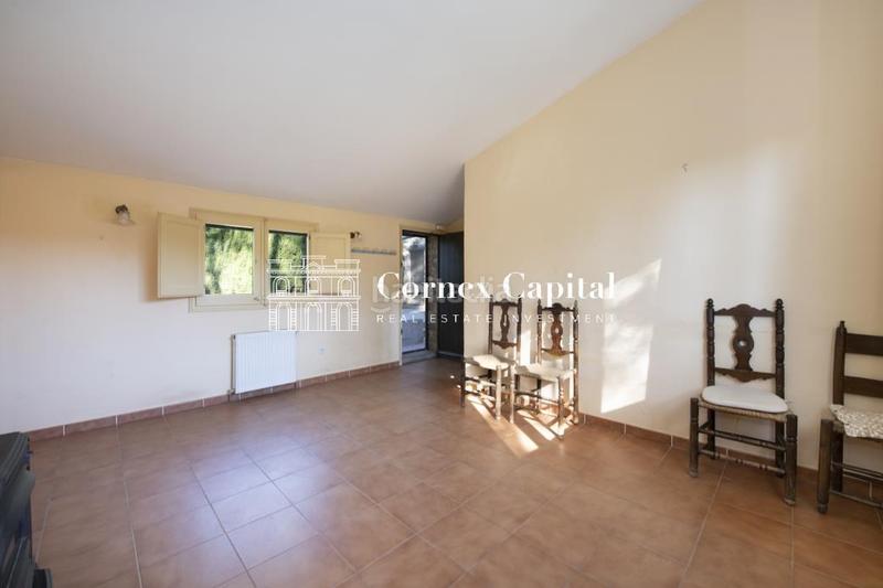 Foto 30466bc0-5776-4322-a25c-04a0c1ed6959. Masia amb calefacció aparcament piscina a Forallac