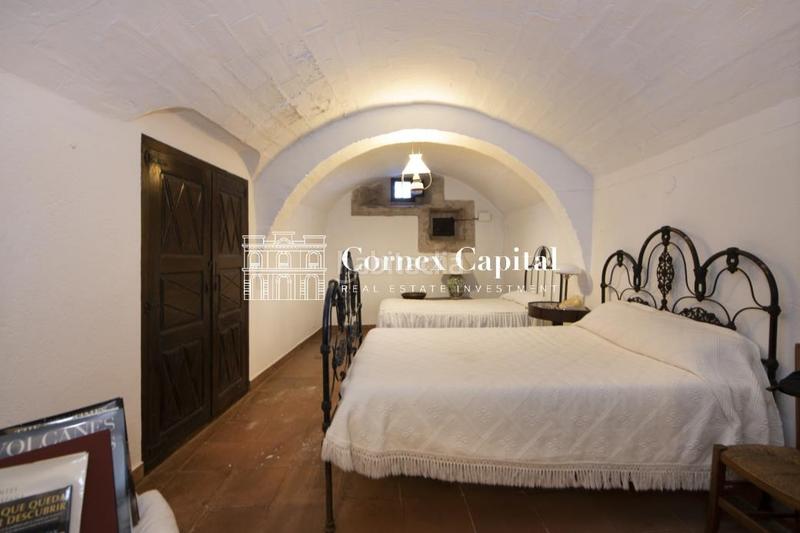 Foto 37a1a821-d805-4cc5-8217-1e296a8b5f9e. Masia amb calefacció aparcament piscina a Forallac