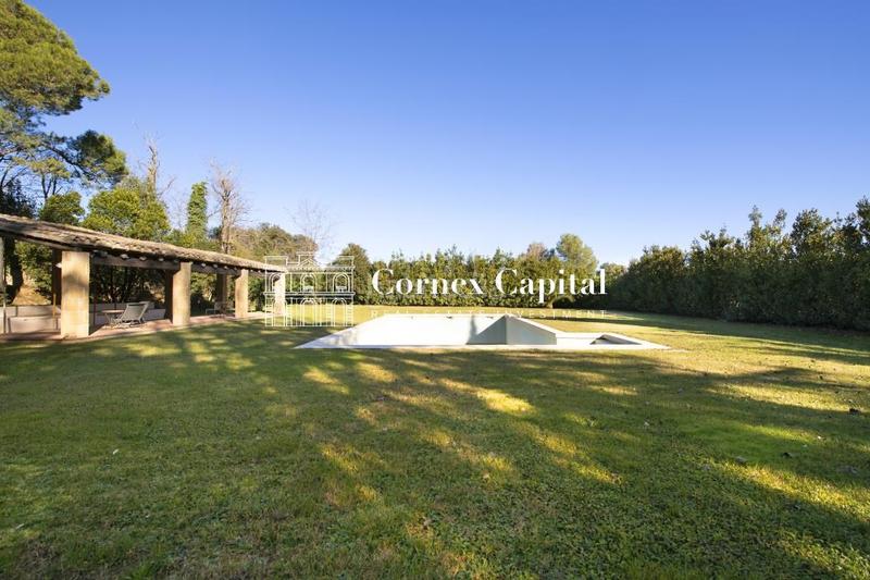 Foto 66d72169-75c1-4d64-9eda-b46d5a7d574e. Masia amb calefacció aparcament piscina a Forallac