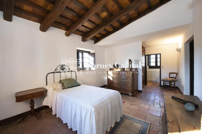 Foto 9bc6315e-4ad3-46d9-9e5d-4cb9c44fecb9. Masia amb calefacció aparcament piscina a Forallac