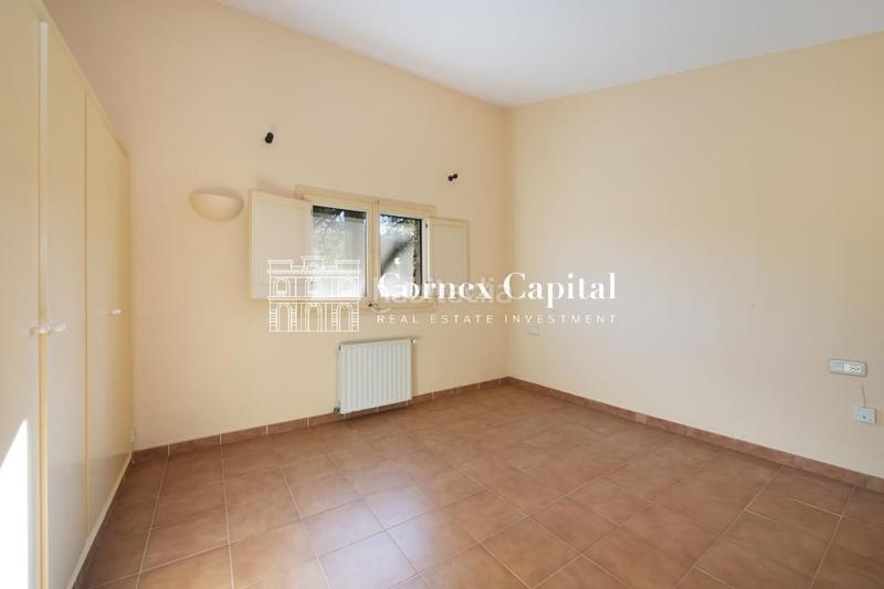 Foto ac6bde1a-7d49-40bb-a3c1-3358c04341c7. Masia amb calefacció aparcament piscina a Forallac