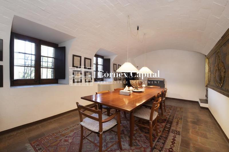 Foto c687415b-b178-4596-bbb6-364224a6ce9f. Masia amb calefacció aparcament piscina a Forallac