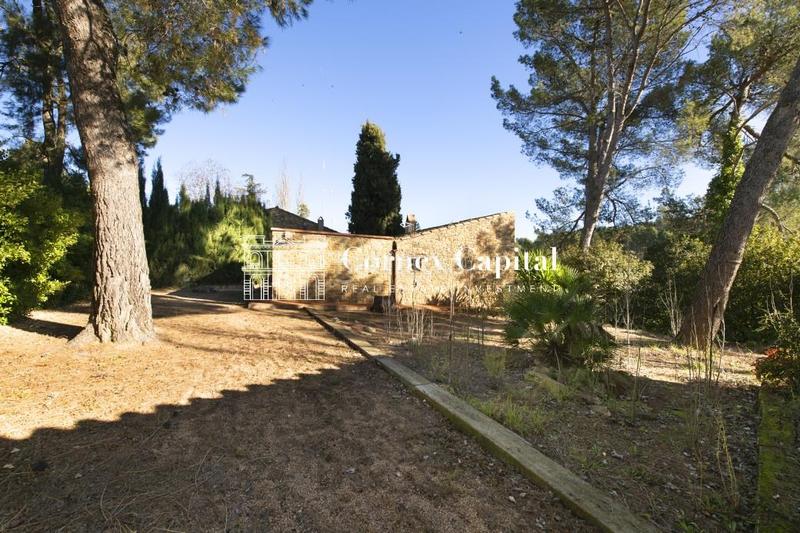 Foto caef4630-4846-4ad7-8d01-67515e11f2fd. Masia amb calefacció aparcament piscina a Forallac