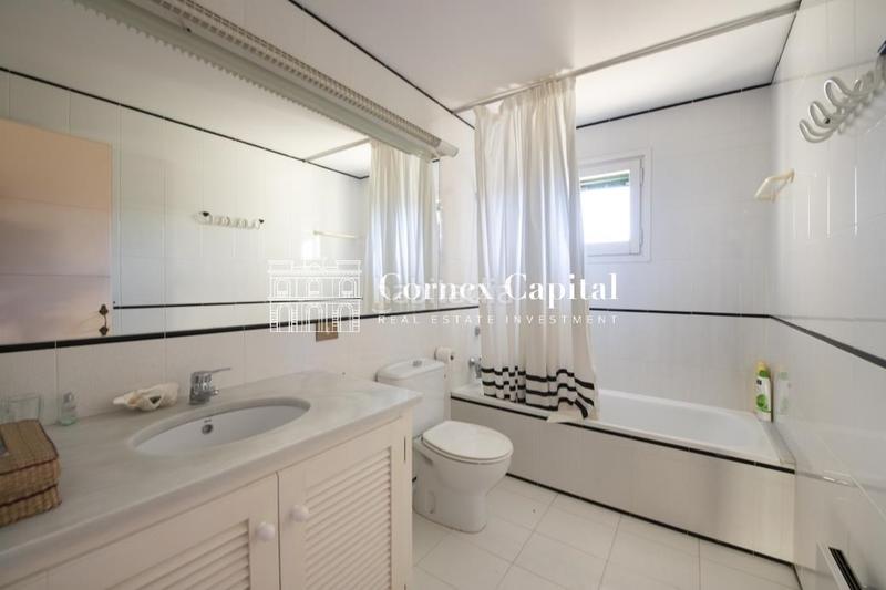 Foto dc7e0892-3dfe-445d-8b66-210557cf6cd3. Masia amb calefacció aparcament piscina a Forallac