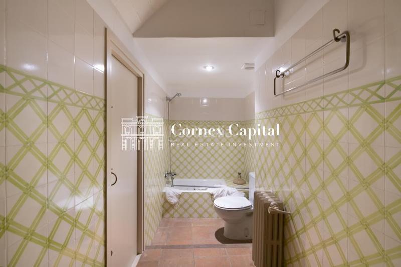 Foto eeb4405d-9e3a-472c-8ea7-95cde60952bc. Masia amb calefacció aparcament piscina a Forallac