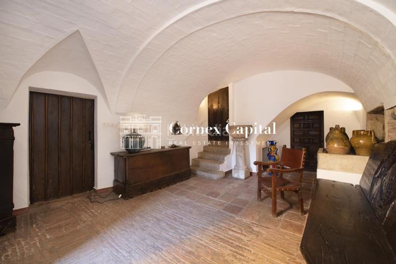 Foto f06c6f34-bb99-45d4-bd93-c2593d57a632. Masia amb calefacció aparcament piscina a Forallac