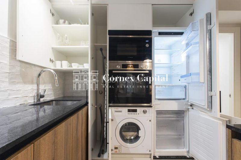 Foto 0b1d12f0-642b-4d46-8e80-bf1726daa51f. Pis 75m<sup>2</sup> amb calefacció a Sant Antoni Barcelona