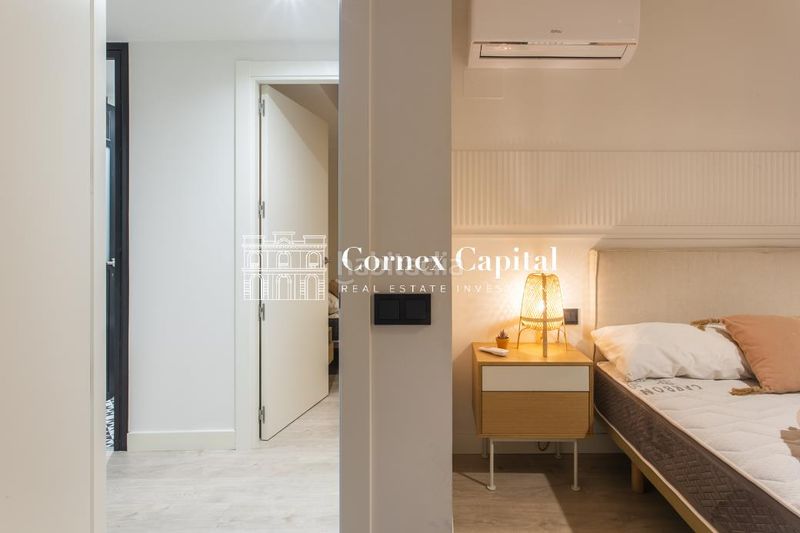 Foto c90c29f3-326c-4448-bd93-082beb3c9509. Pis 75m<sup>2</sup> amb calefacció a Sant Antoni Barcelona