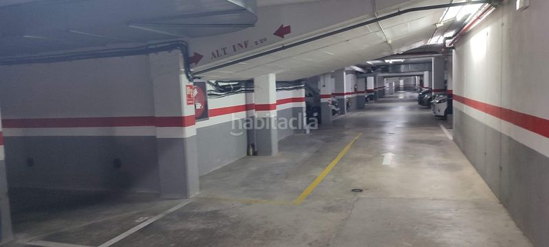Foto 1bbe9623-53ca-4557-bbcd-7ea80e26e7ff. Aparcament cotxe a Poblenou Barcelona