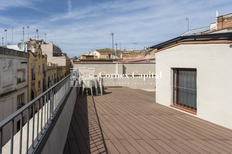 Foto 9b44effb-3caa-439e-9faa-3e73a217d6ae. Àtic 76m<sup>2</sup> amb calefacció a Sant Antoni Barcelona