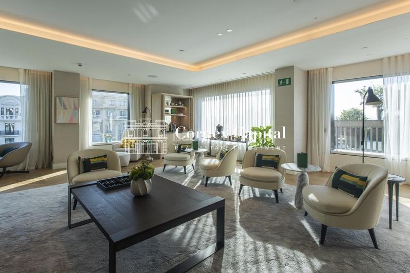 Foto 3d4c6d3b-27b5-4cfd-b6ef-152eab517833. Pis amb calefacció aparcament piscina a Vila de Gràcia Barcelona