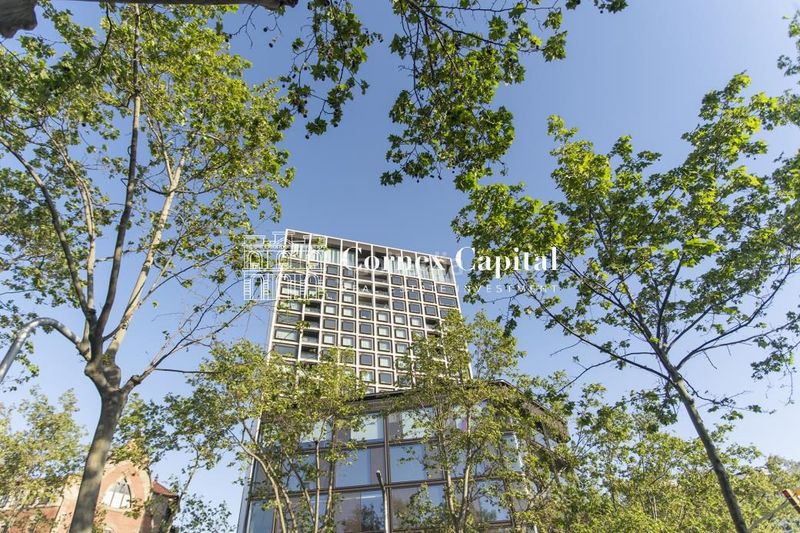 Foto 89c68092-3b49-4711-b29a-5fd68ea3dbb6. Pis amb calefacció aparcament piscina a Vila de Gràcia Barcelona