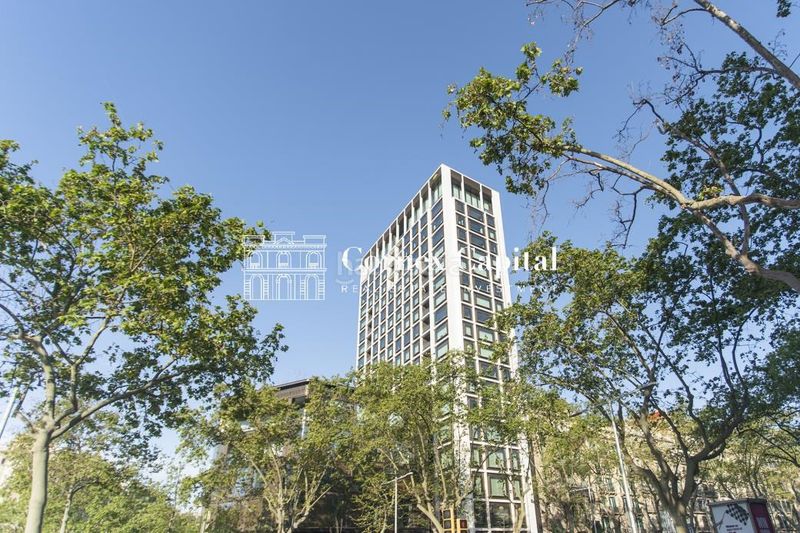 Foto a05502af-657c-44a3-a721-a1675dd1cbe5. Pis amb calefacció aparcament piscina a Vila de Gràcia Barcelona