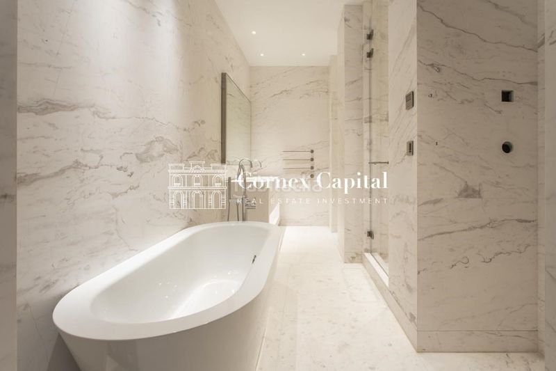 Foto c22e790b-57f1-474e-85e9-d4076423e18b. Pis amb calefacció aparcament piscina a Vila de Gràcia Barcelona