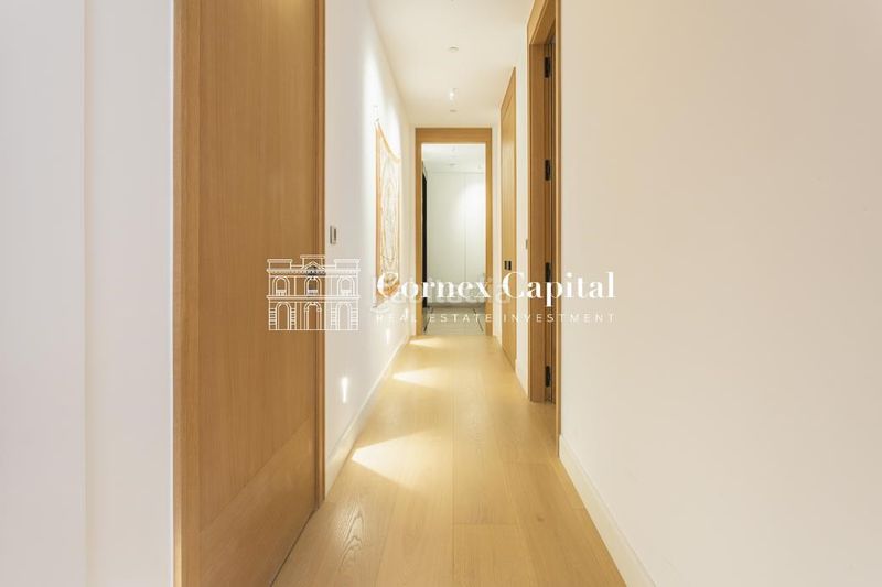 Foto c6d4630d-d13f-4931-bfc9-16c1a5893cb9. Pis amb calefacció aparcament piscina a Vila de Gràcia Barcelona