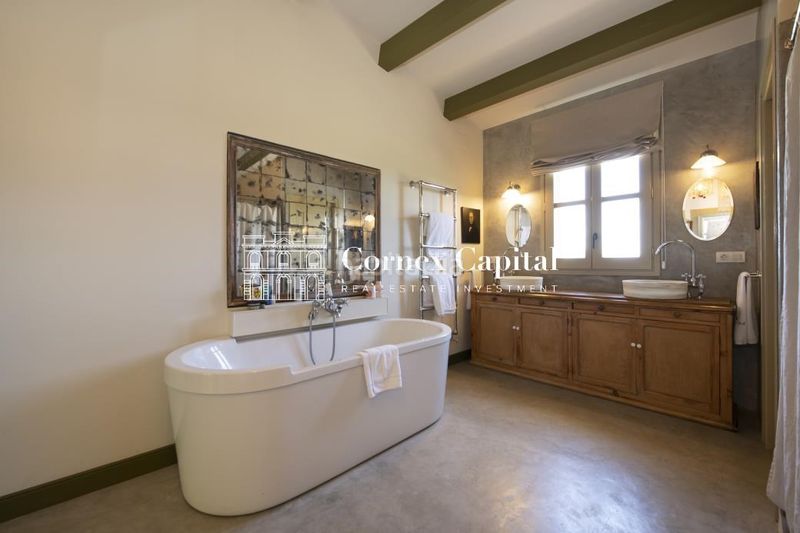 Foto 03119069-4539-4848-a775-f3a9632f2a37. Masia amb calefacció aparcament piscina a Parlavà