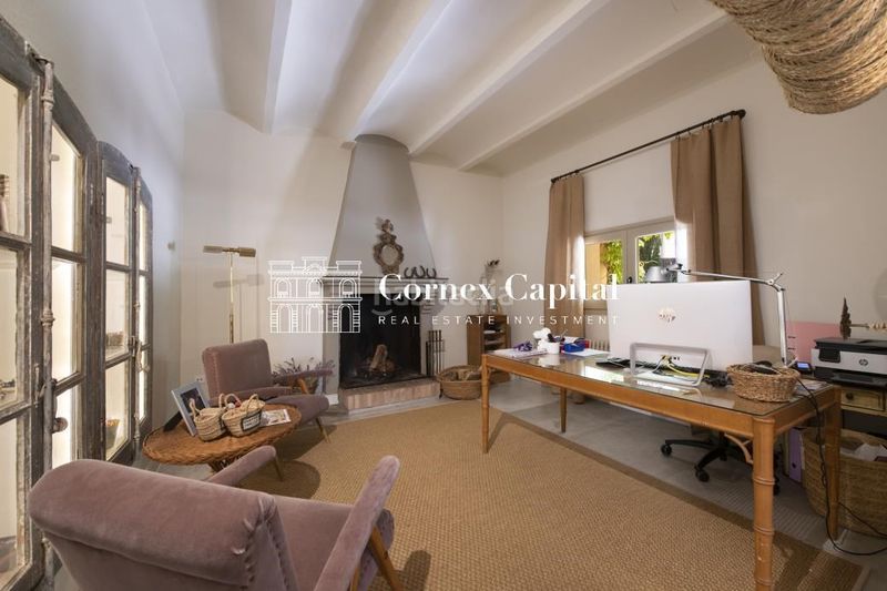 Foto 228f585e-7e35-4a54-8ea7-05910555b337. Masia amb calefacció aparcament piscina a Parlavà