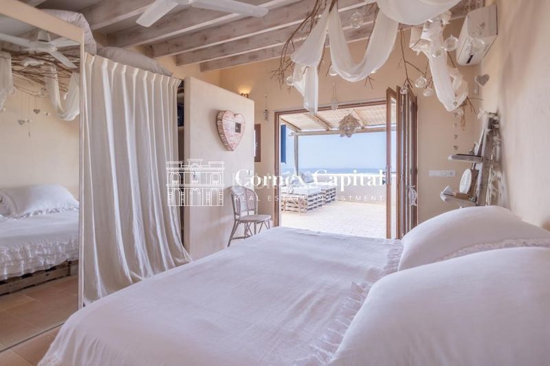 Foto 77bd7ac4-b34c-43cd-9902-95c8885b839e. Casa en Formentera