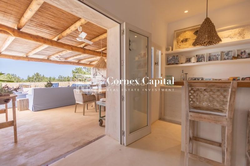 Foto ece8f38f-ea87-4e9f-a91f-67a617bd1c76. Casa en Formentera