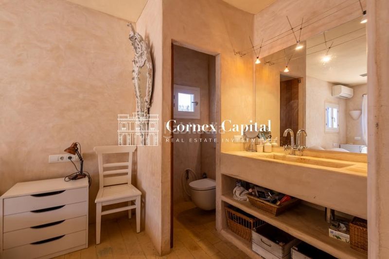 Foto f7706f81-28eb-48e8-af64-e5a12e1efb00. Casa en Formentera