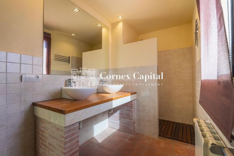 Foto 8a997089-85db-4499-a216-bbeab1ae7fcf. Casa amb calefacció aparcament piscina a La Punxa Palafrugell